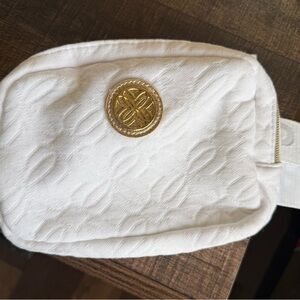Lilly Pulitzer White Quilted Belt Bag with Gold Zipper